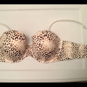Victoria's Secret Intimates & Sleepwear - Victoria Secret Strapless Leopard Print Bra 38 C Victoria's Secret Intimates & Sleepwear - Victoria Secret Strapless Leopard Print Bra 38 C